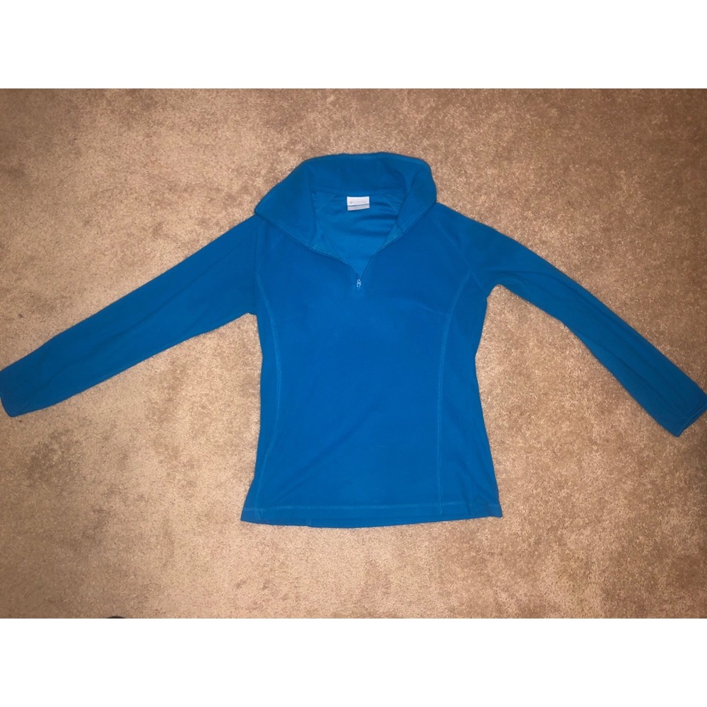 Fleece Columbia long sleeve shirt